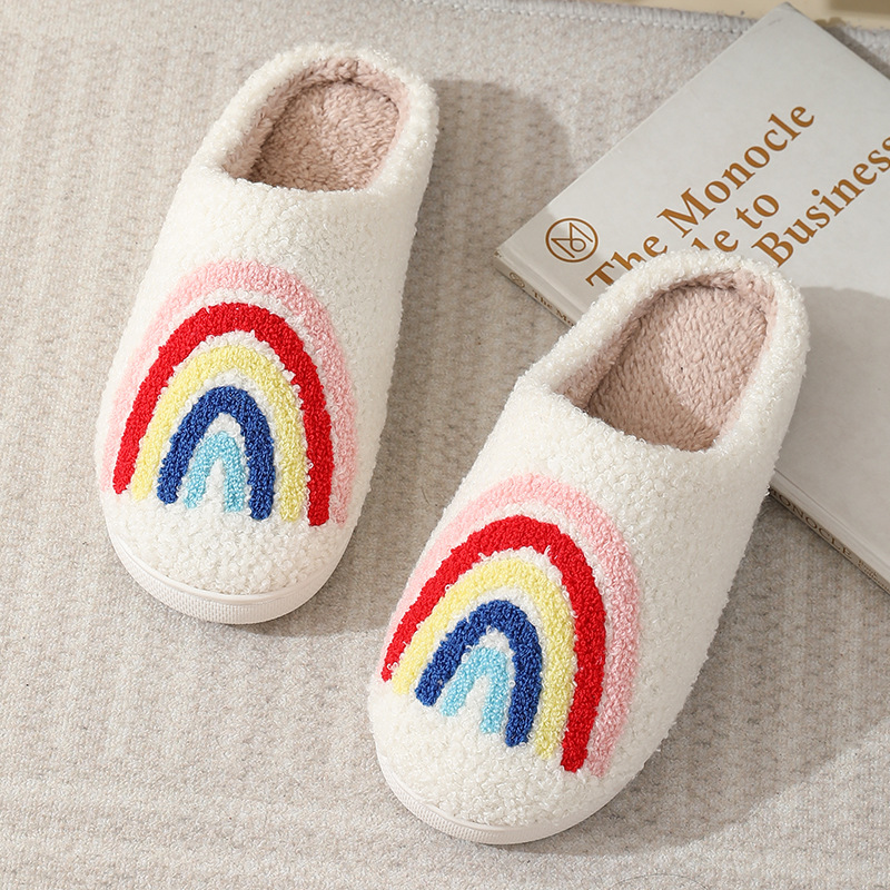 Customized LOGO Wholesale Cute Smile Face Pattern Smiley Slipper Large Size Ladies Winter Indoor Flat Warm House Slippers
